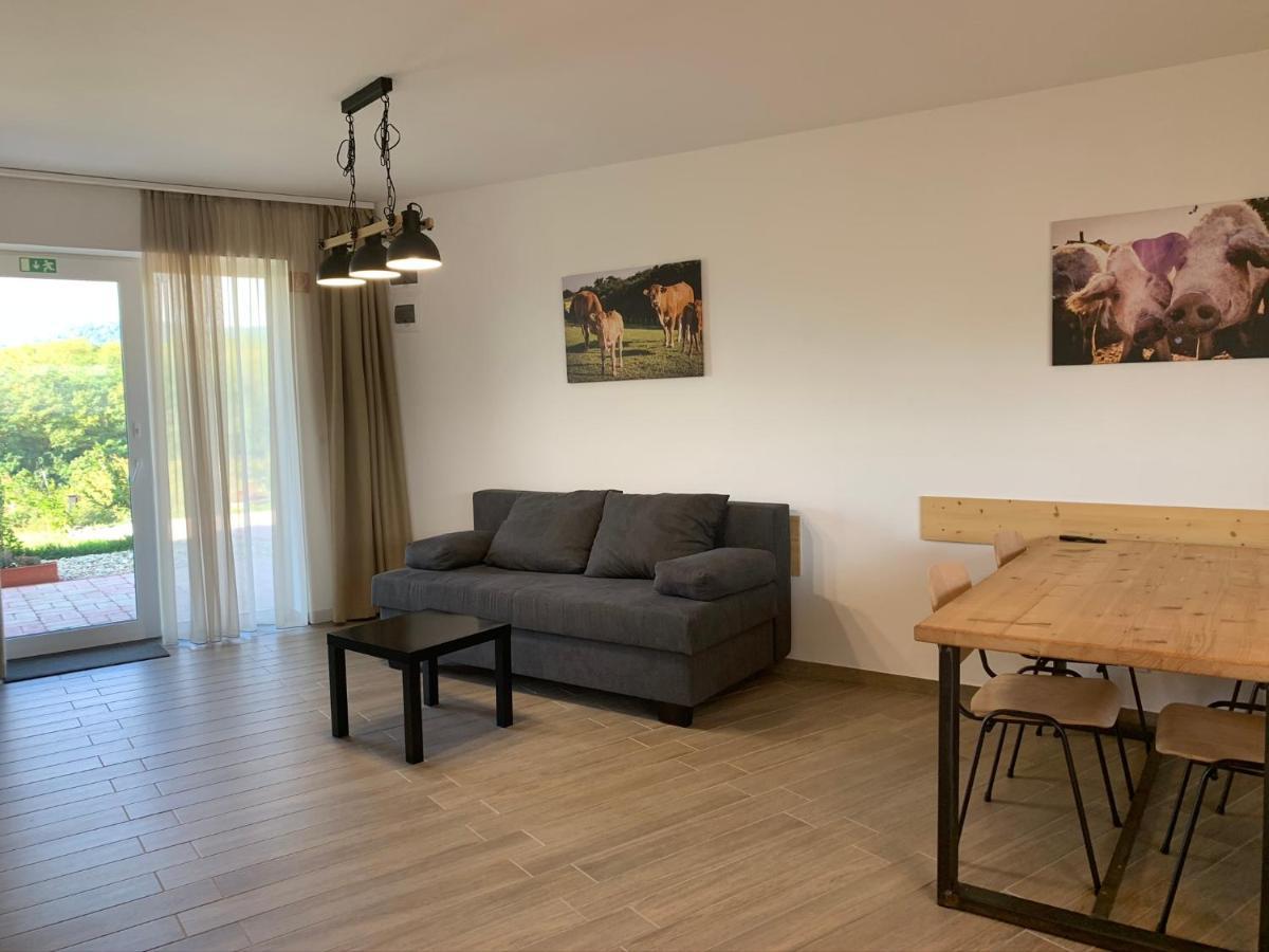 Oeregtoelgy Apartman Szar Екстер'єр фото